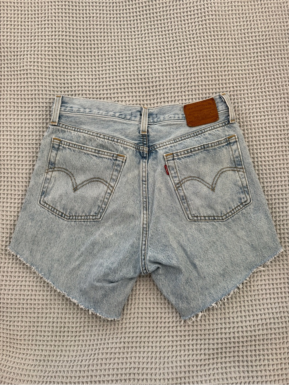 Levi's Light Blue High-Rise Denim Cutoff Shorts - Picture 2 of 2